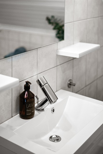 bathroom-remodel-plumber-640x480-94249195.jpeg